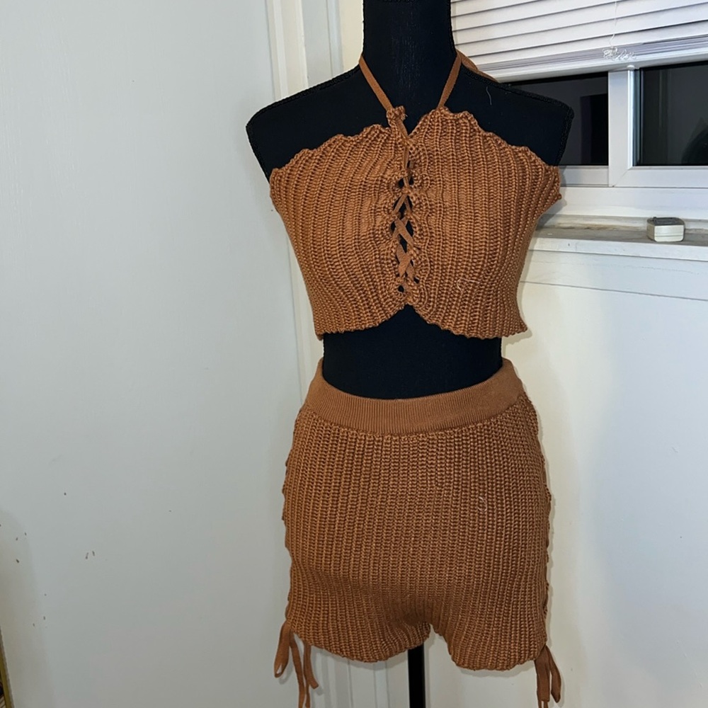 Two piece knitted short set